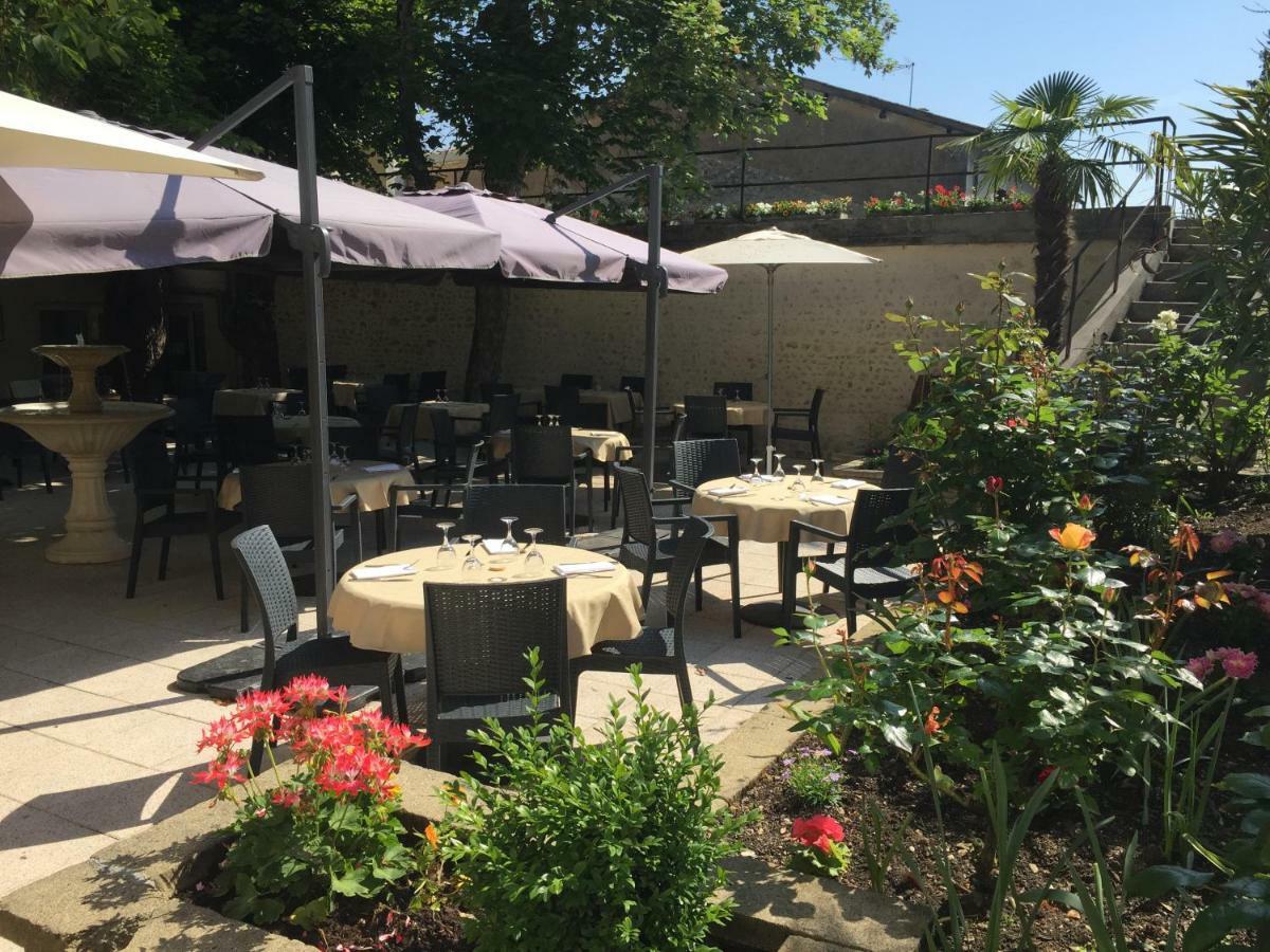 Hotel Restaurant La Boule D'Or Barbezieux-Saint-Hilaire Kültér fotó
